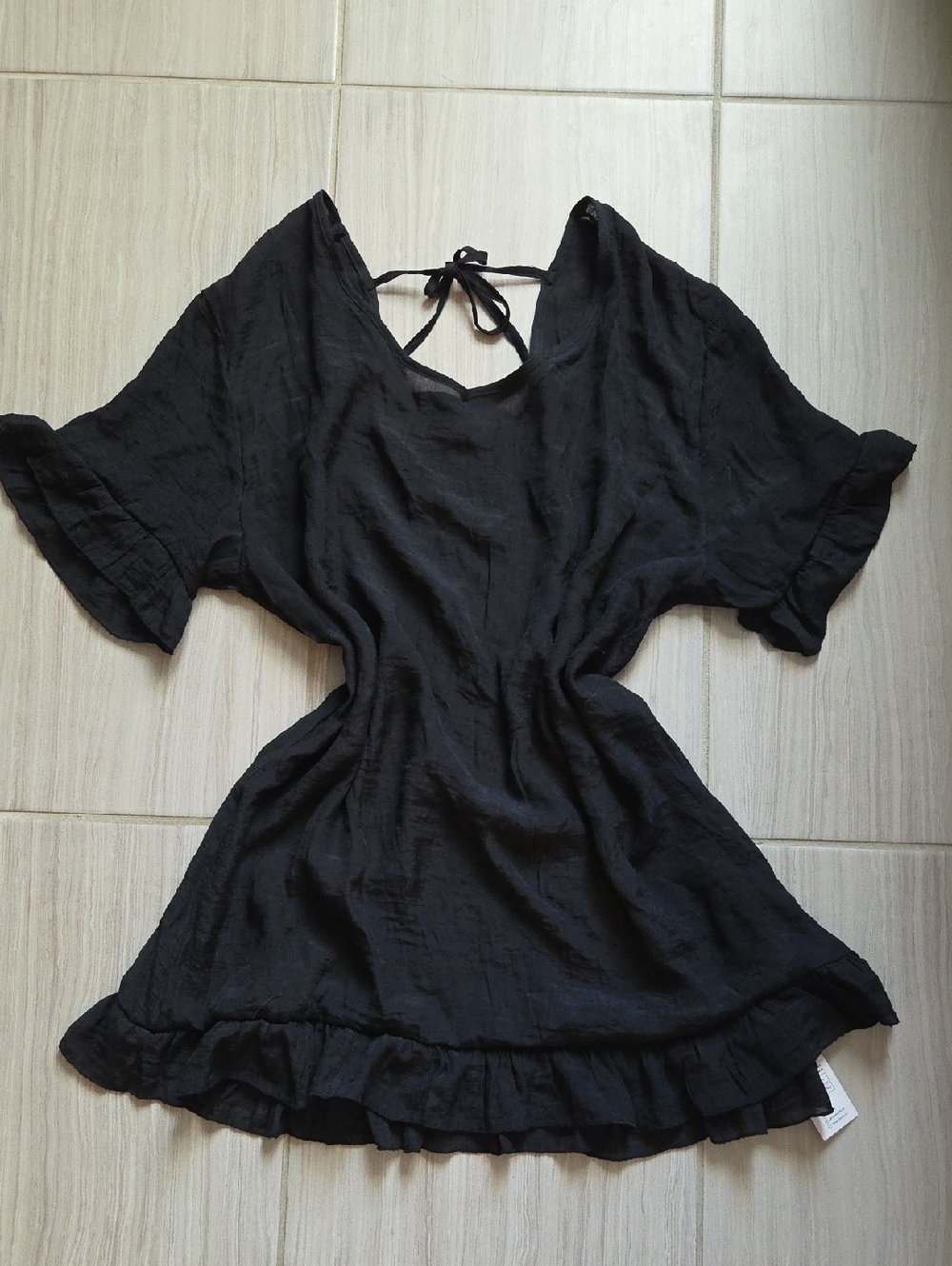 Cupshe Black Ruffle-Hem Tie-Back Dress